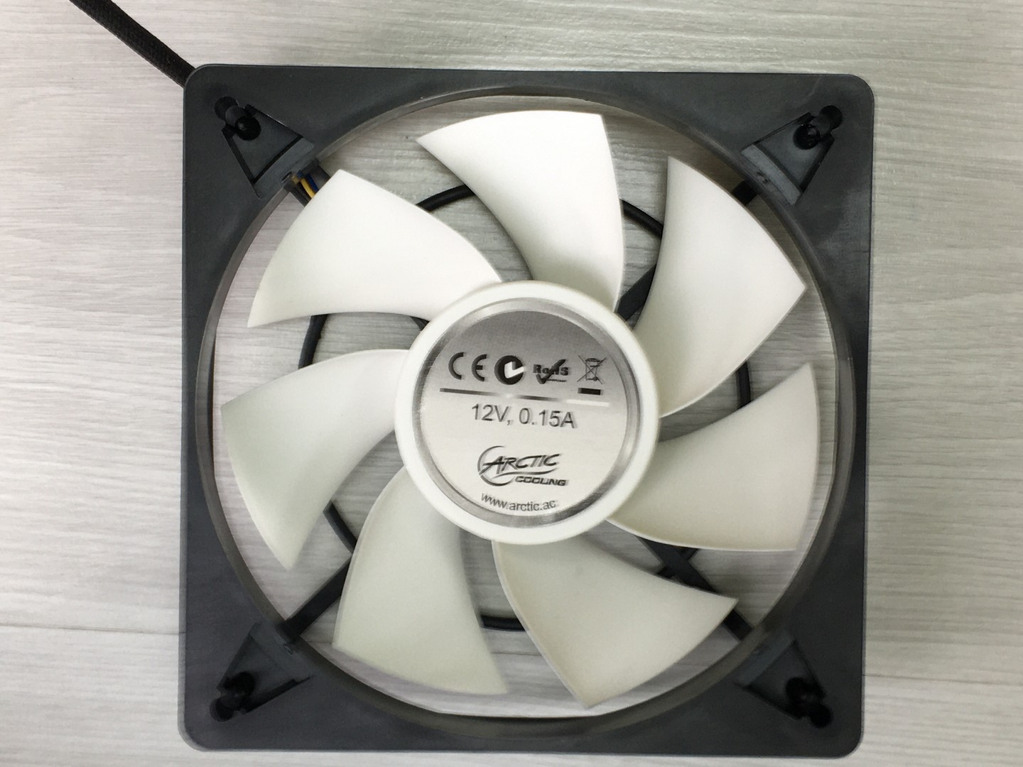 Вентилятор для корпуса Arctic Cooling F12 Pro PWM PST 400-1500RPM 120х120x38.5мм 4 pin