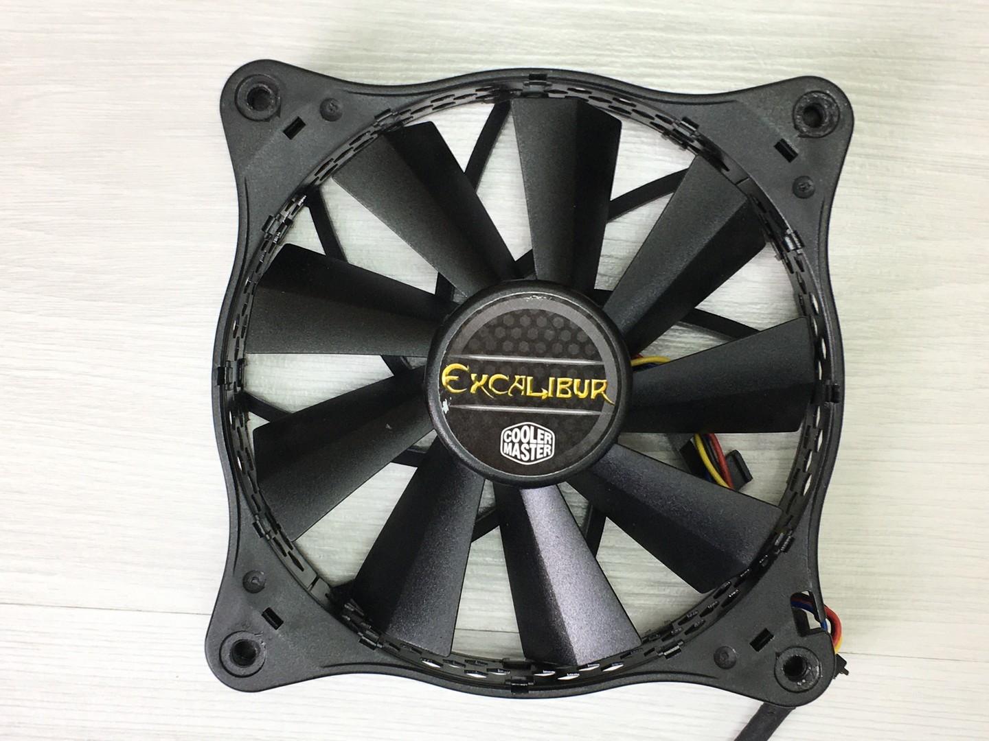 Вентилятор для корпуса Cooler Master Excalibur PWM 600-2000RPM 120х120x25мм 4 pin