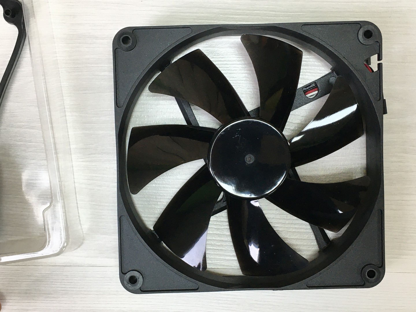 Вентилятор для корпуса NoiseBlocker BlackSilent PRO PK1 700RPM 140х140x25мм 3 pin