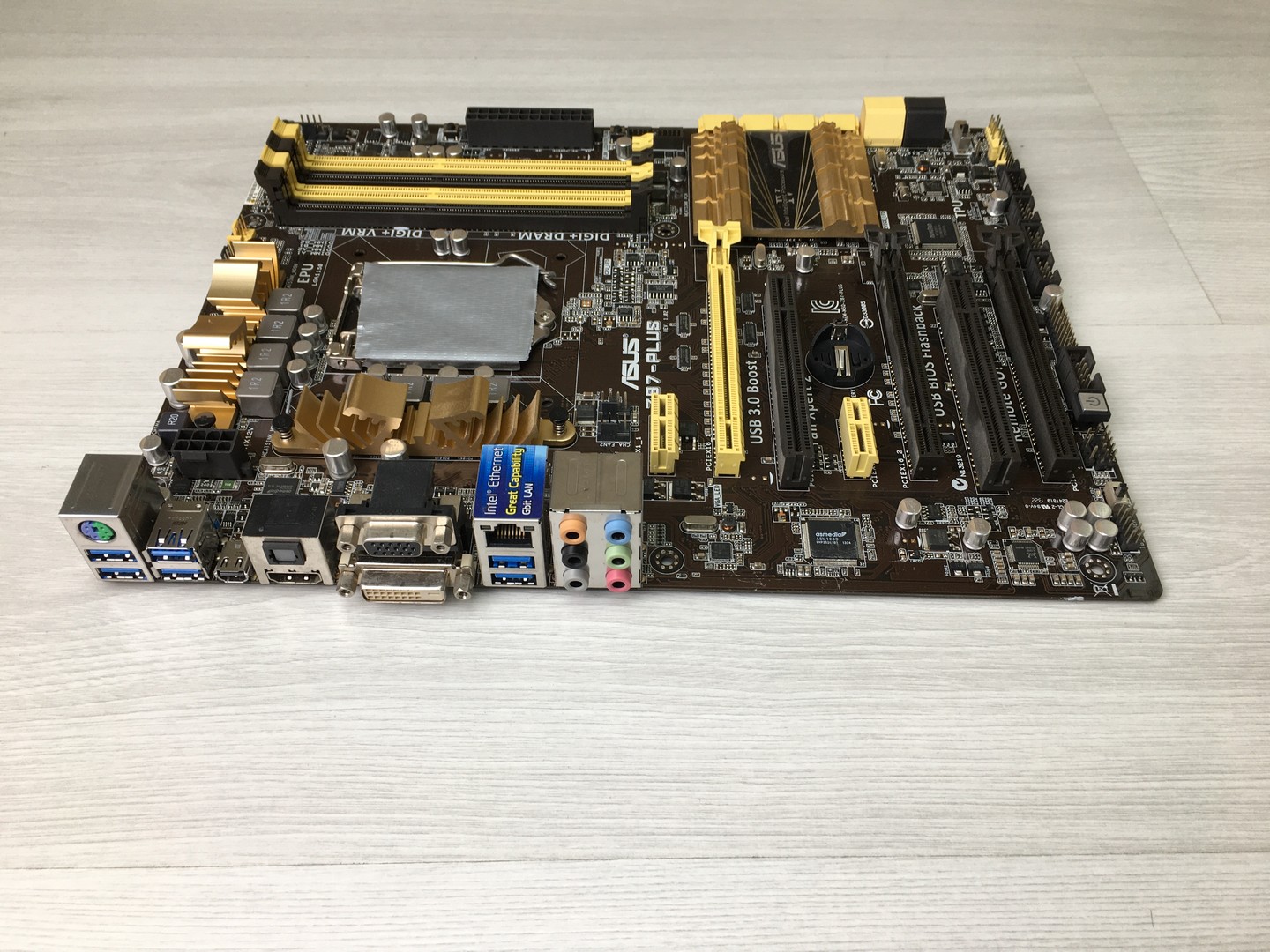 Материнская плата S-1150 ASUS Z87-PLUS Z87/4DDR3/PCI-E/SATA3/USB3.0/VGA/DVI/HDMI/ATX "!"