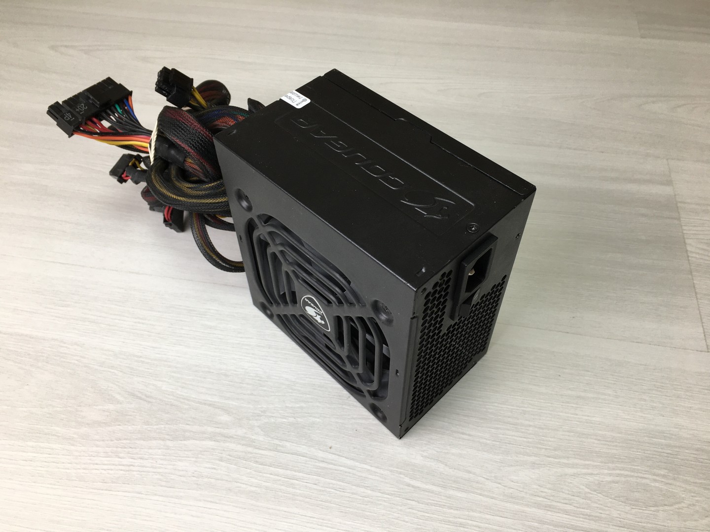 Блок питания 700W Cougar CGR ST-700 24+4+4/6+2+6+2PCI-E/6SATA/120fan ATX "!"