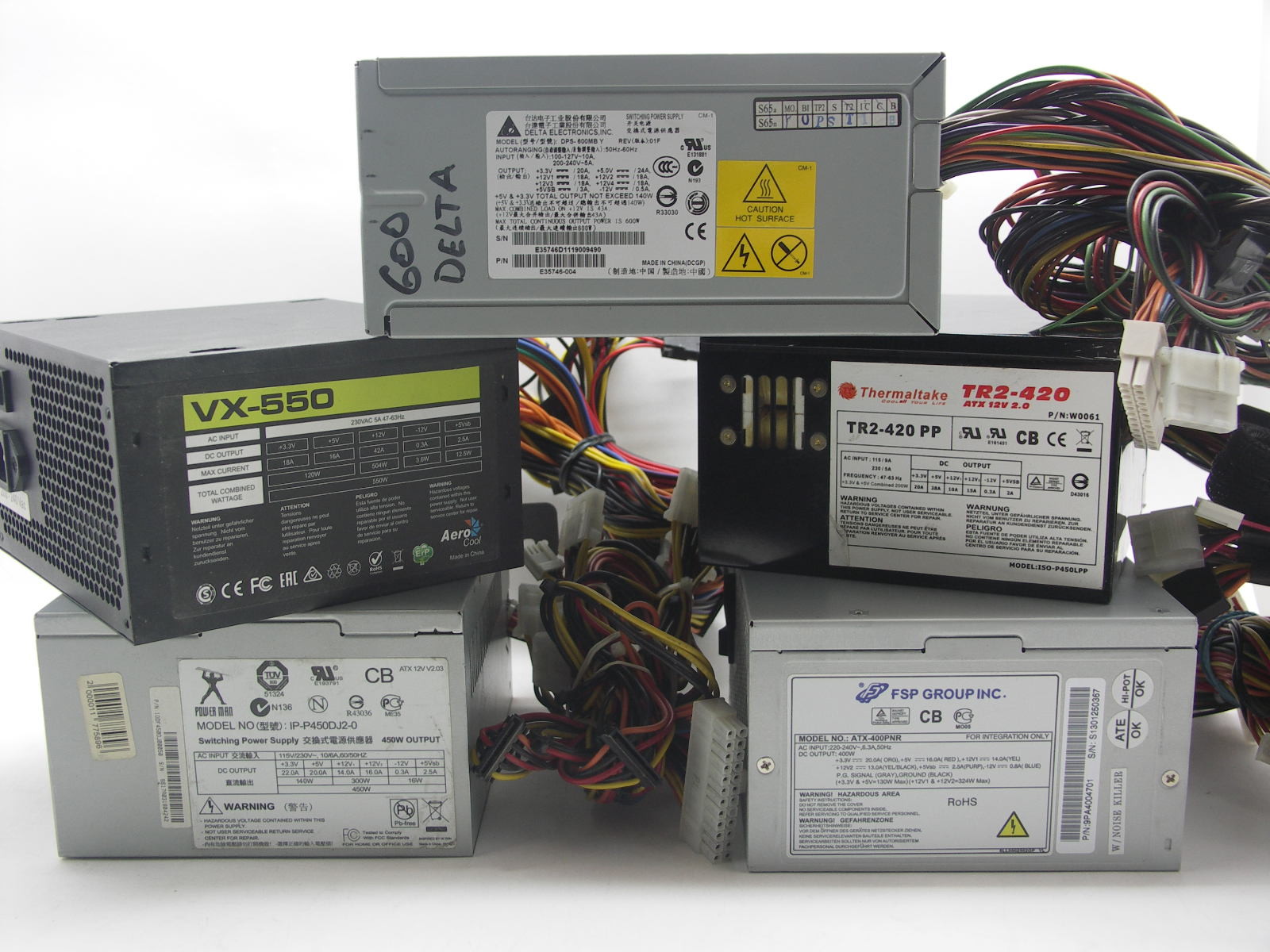 Блок питания 450W 24+4/6PCI-E/5SATA/120fan ATX "!"