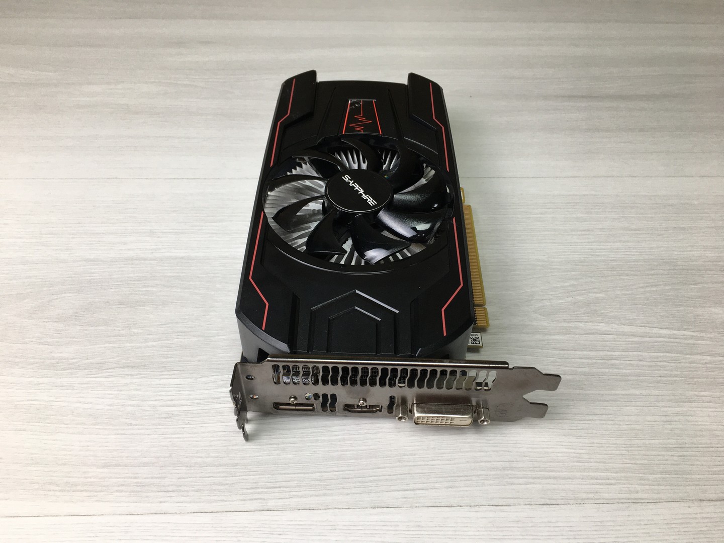 Видеокарта 4Gb Radeon RX560, SAPPHIRE PULSE RADEON RX 560 14CU 4G GDDR5 HDMI/DVI-D/DP OC UEFI, PCI-E "!"