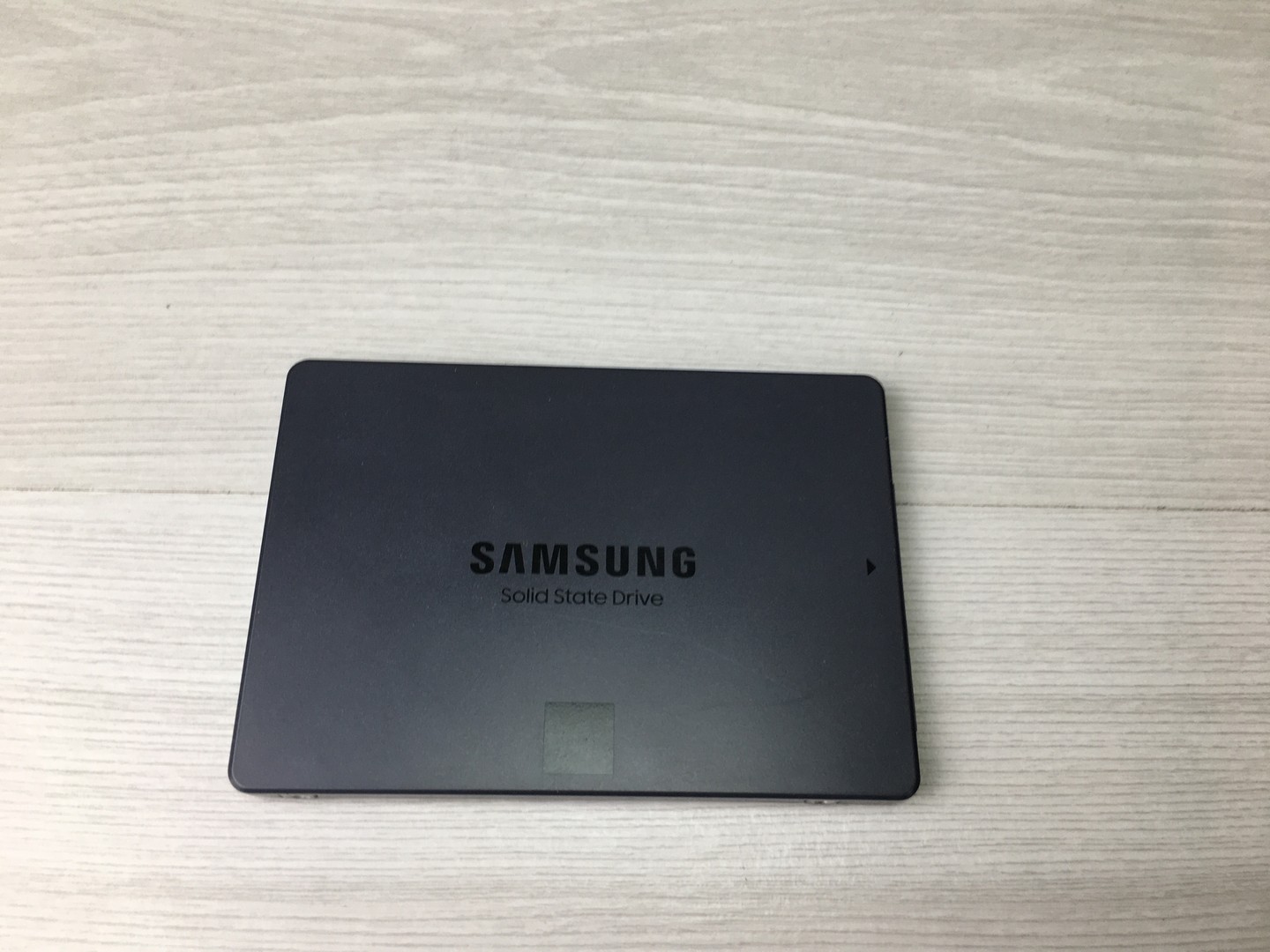 Накопитель SSD 1Tb Samsung 870 QVO MZ-77Q1T0 SATA III "!"