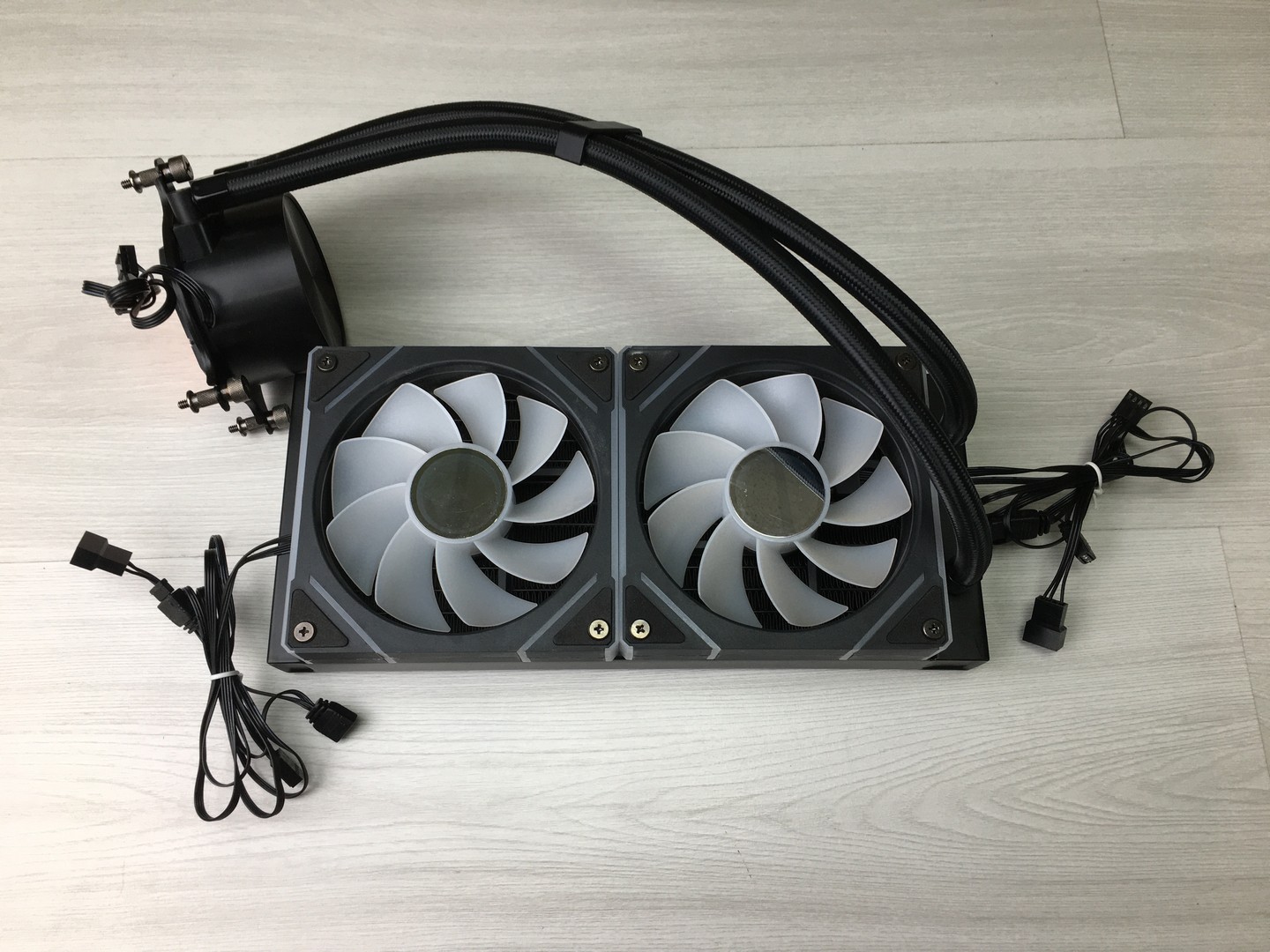 Устройство водяного охлаждения, кулер 2 секции, AMD "!"