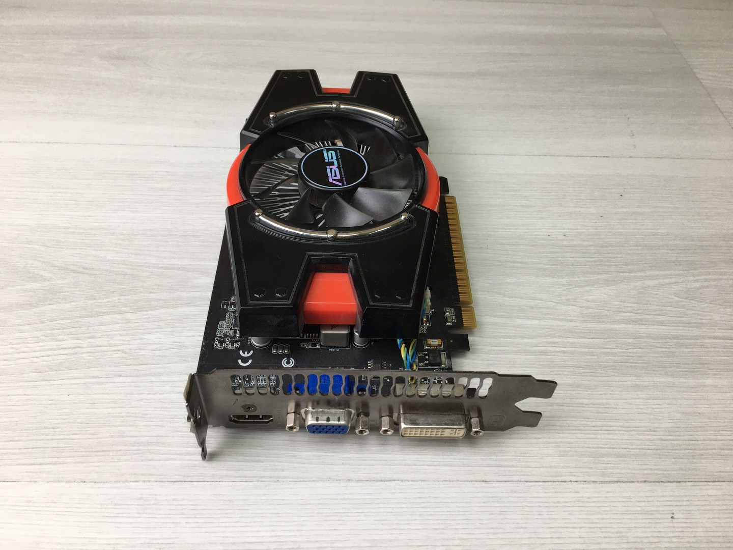 Видеокарта 1Gb GeForce 440 GT, ASUS ENGT440/DI/1GD5, PCI-E "!"