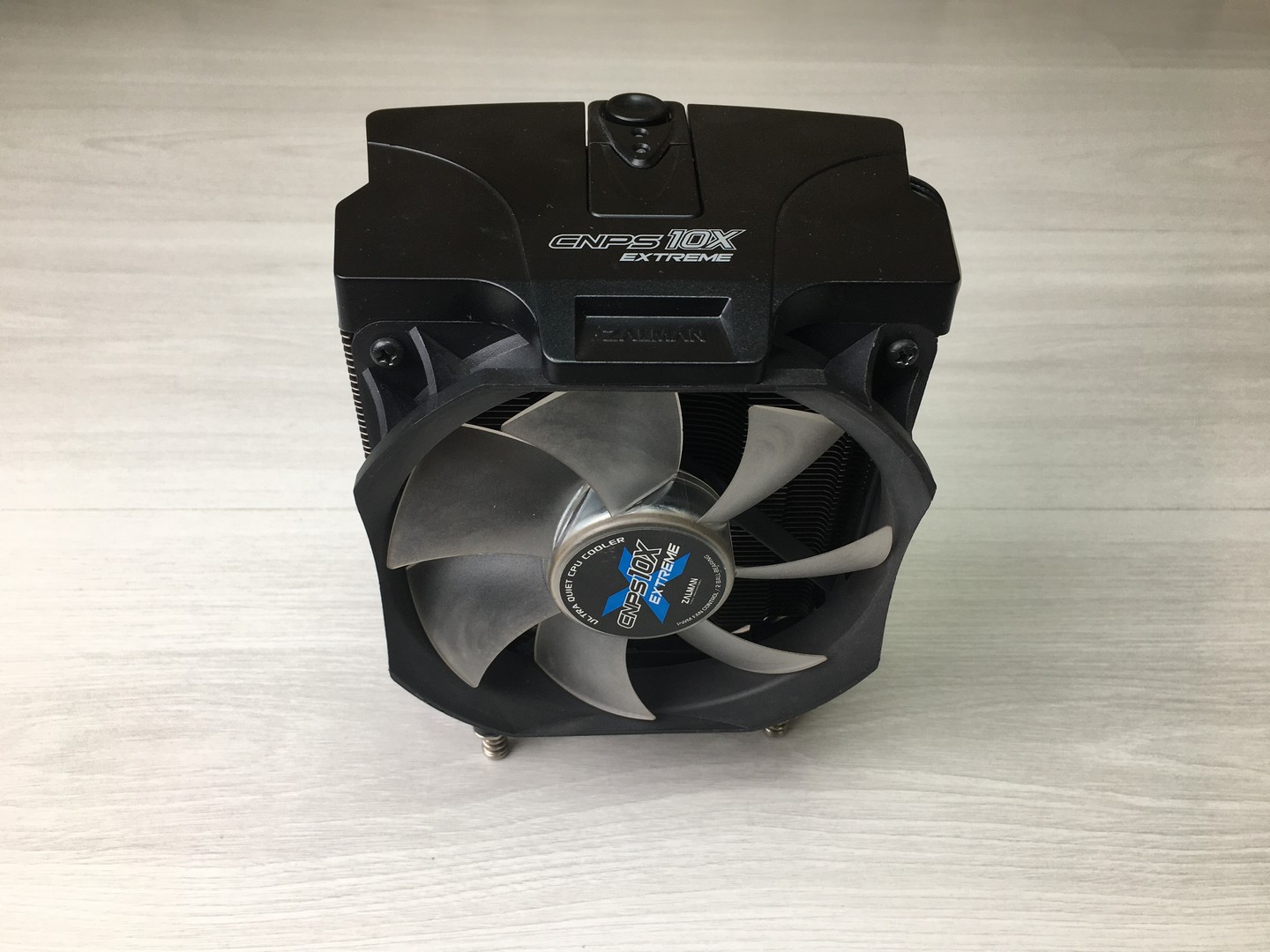 Кулер для процессора 115x, 5 тепловые трубки, 120 мм вентилятор Zalman CNPS10X Extreme 283591 "!"