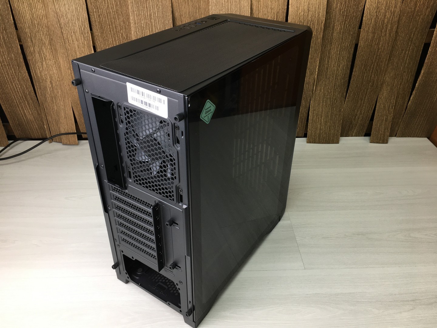Корпус Gigabyte C103G Black, без БП
