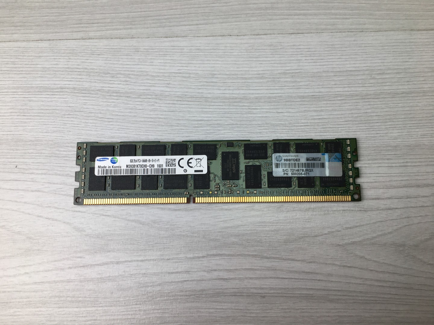 Оперативная память DIMM DDR3 8Gb 1333Mhz PC-10600 Samsung M393B1K70CH0-CH9 Reg ECC СЕРВЕРНАЯ "!"
