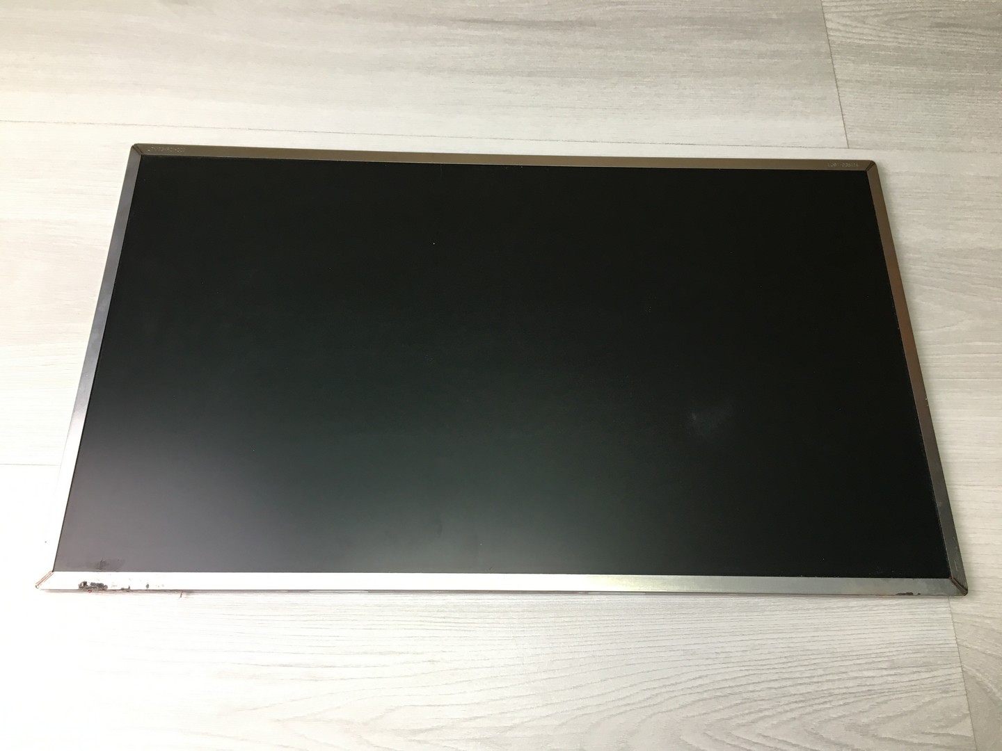Матрица ноутбука 17,3" 40pin, left, LED 1600x900 LTN173KT02-801 засветы "!"