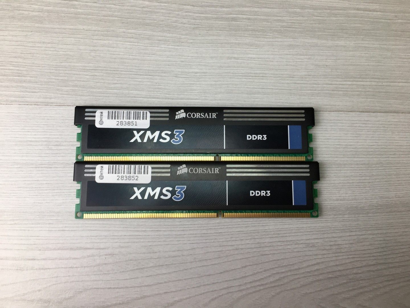 Оперативная память DIMM DDR3 4Gb, 2x2Gb, 1600Mhz PC-12800 Corsair XMS3 CMX4GX3M2B1600C9 "!"