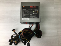 Блок питания 750W Thermaltake TR2 RX-750AH3CH 24+4+4/6+6+2PCI-E/7SATA/140fan модульный ATX "!"