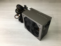 Блок питания 750W Thermaltake TR2 RX-750AH3CH 24+4+4/6+6+2PCI-E/7SATA/140fan модульный ATX "!"